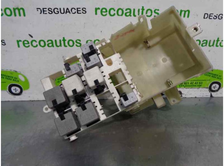 Recambio de caja reles / fusibles para saab 9-3 berlina 2.0 cat referencia OEM IAM 4230082 