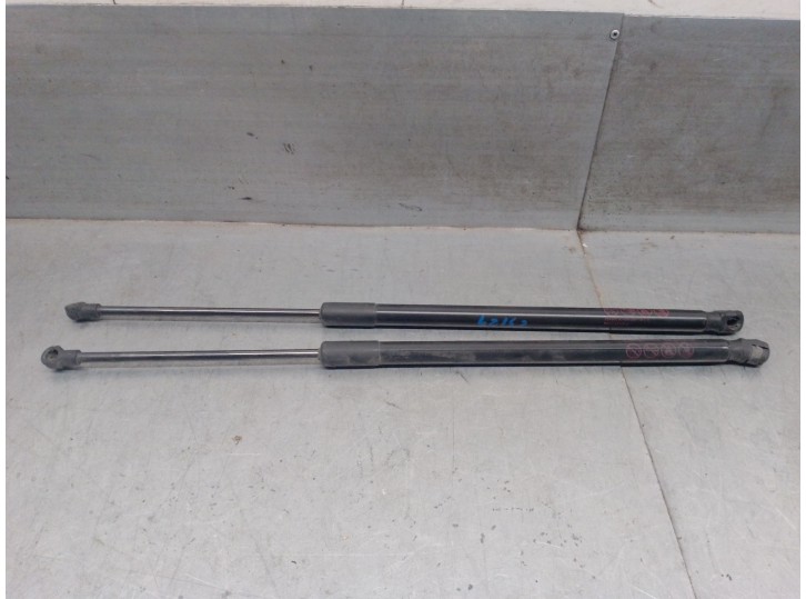 Recambio de amortiguadores maletero / porton para mazda 2 hatchback (dl, dj) 1.5 skyactiv-g referencia OEM IAM DA6C62620A DA6C62