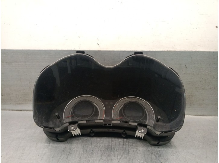 Recambio de cuadro instrumentos para toyota auris (_e15_) 2.0 d-4d (ade150_) referencia OEM IAM 8380002M12 8380002M12 