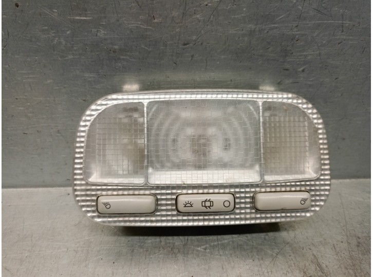 Recambio de luz interior para citroën c-elysée 1.6 hdi fap referencia OEM IAM 9680713880  
