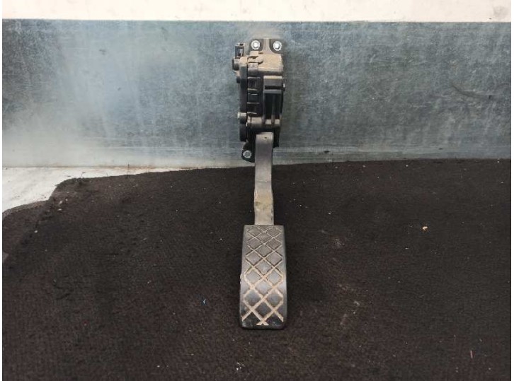 Recambio de potenciometro pedal para seat leon (1m1) 1.6 16v referencia OEM IAM 6Q1721503C 6PV00849601 HELLA