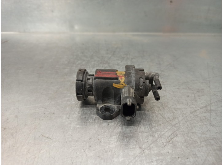 Recambio de electrovalvula vacio para ford ranger (es) 2.5 tdci cat referencia OEM IAM 0928400464 0928400464 BOSCH