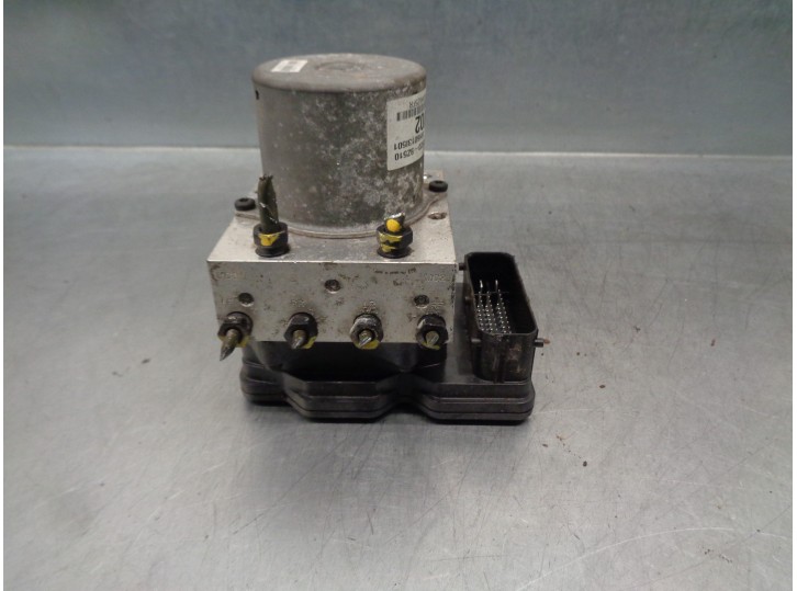 Recambio de abs para hyundai i40 cw 1.7 crdi cat referencia OEM IAM 589203Z510 BH60131501 