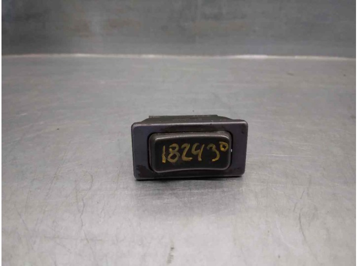 Recambio de mando elevalunas delantero derecho para renault fuego 2.0 referencia OEM IAM 1737  