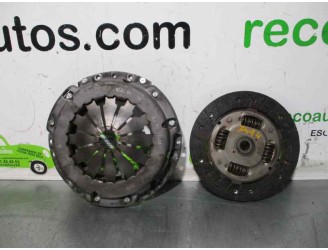 Replacement clutch kit for Fiat Punto Berlina (176) 1.2 CAT OEM IAM reference 