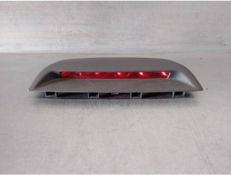 Recambio de luz central de freno para citroën c-elysée 1.6 hdi fap referencia OEM IAM 9800282377 9594141620 VISTEON