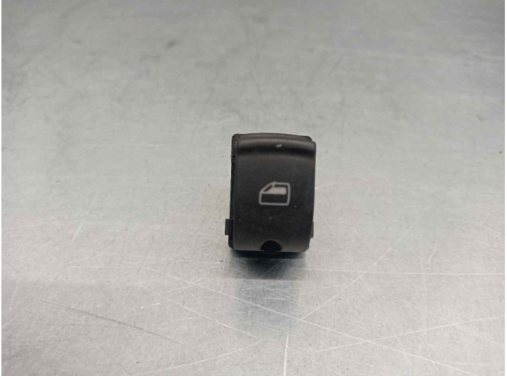 Recambio de mando elevalunas trasero derecho para audi q7 (4l) 3.0 v6 24v tdi referencia OEM IAM 4F0959855 