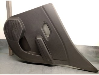 Recambio de guarnecido puerta trasera derecha para dacia sandero iii 1.0 tce 90 referencia OEM IAM 829A09541R 829A05886R 