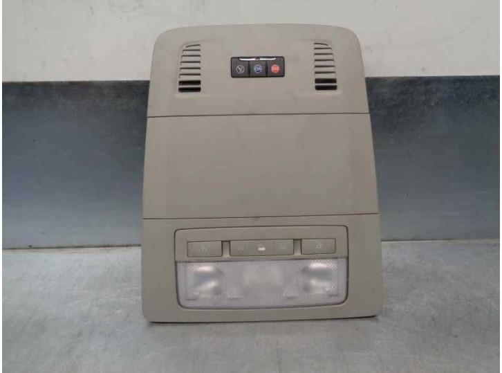 Recambio de luz interior para opel astra j gti 1.4 sedan p10 referencia OEM IAM 13429566  