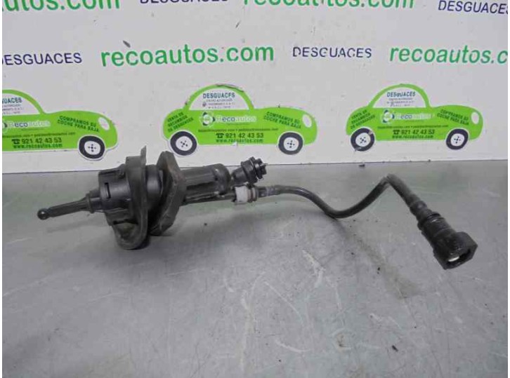 Replacement clutch slave cylinder for Ford Focus lim. (CB4) 1.6 TDCi CAT OEM IAM reference 3M517A543AG 