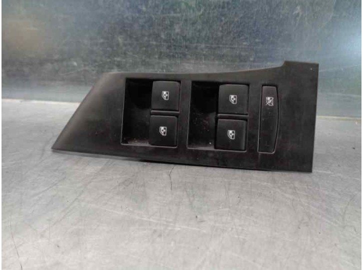 Recambio de mando elevalunas delantero izquierdo para opel astra j gti 1.4 sedan p10 referencia OEM IAM 13305011 