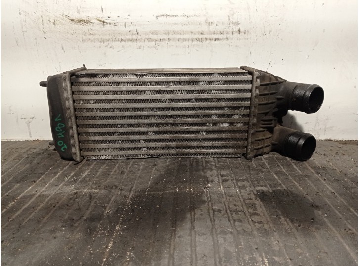 Recambio de intercooler para citroën c-elysée 1.6 hdi fap referencia OEM IAM 9684311680 P9004003 BEHR