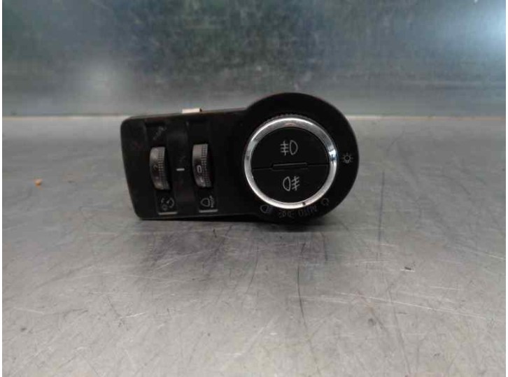 Recambio de mando luces salpicadero para opel astra j gti 1.4 sedan p10 referencia OEM IAM 13268702 