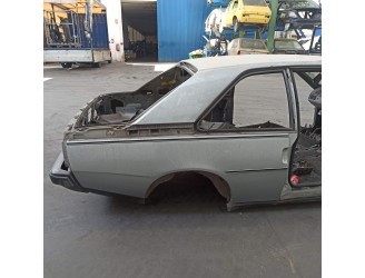 Recambio de aleta trasera derecha para renault fuego 2.0 referencia OEM IAM 829J710 CORTE CARROCERIA 