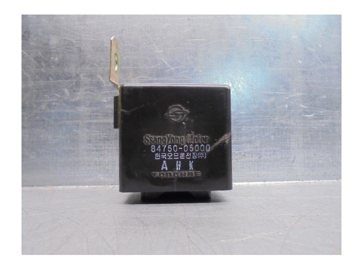 Recambio de rele para ssangyong kyron 2.0 referencia OEM IAM 8475005000  