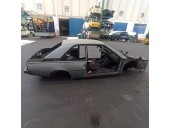 Recambio de aleta trasera derecha para renault fuego 2.0 referencia OEM IAM 829J710 CORTE CARROCERIA 