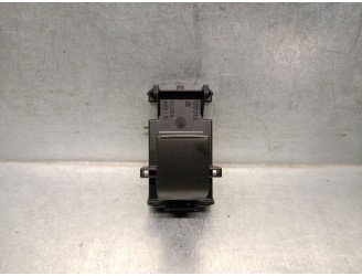 Recambio de mando elevalunas delantero derecho para toyota yaris (_p21_, _pa1_, _ph1_) 1.5 hybrid (mxph10) referencia OEM IAM 84