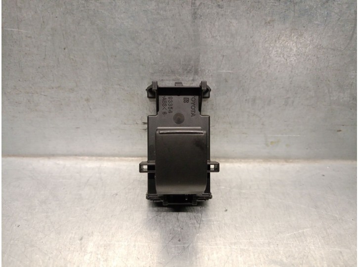 Recambio de mando elevalunas delantero derecho para toyota yaris (_p21_, _pa1_, _ph1_) 1.5 hybrid (mxph10) referencia OEM IAM 84