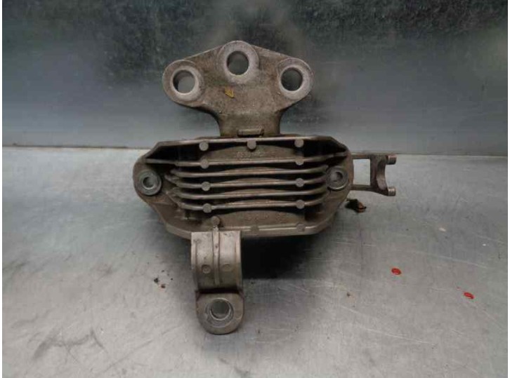 Recambio de soporte motor derecho para opel astra j gti 1.4 sedan p10 referencia OEM IAM 13347453 