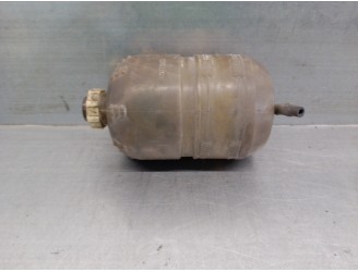 Replacement expansion tank for Renault Fuego 2.0 OEM IAM reference 7700584056 