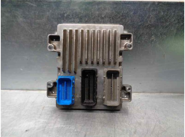 Recambio de modulo electronico para opel astra j gti 1.4 sedan p10 referencia OEM IAM 12675408 12668991 