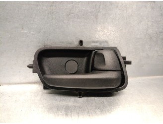 Recambio de maneta interior trasera derecha para toyota yaris (_p21_, _pa1_, _ph1_) 1.5 hybrid (mxph10) referencia OEM IAM 69205