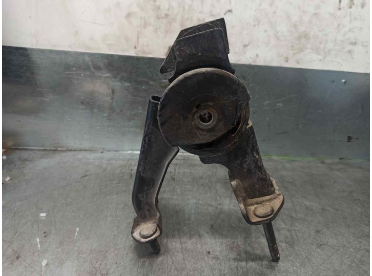 Recambio de soporte motor para toyota avensis berlina (t25) 1.8 16v cat referencia OEM IAM 123710D130  