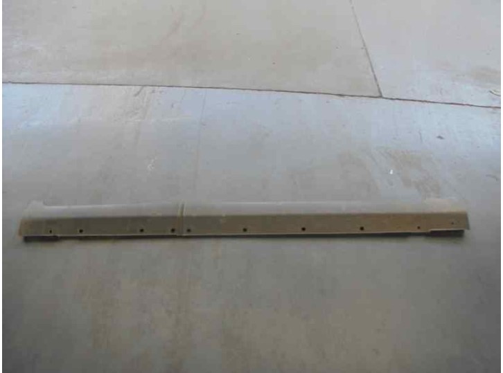 Recambio de faldon lateral para chevrolet captiva 2.0 diesel cat referencia OEM IAM 96804212 96804216 