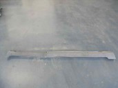 Recambio de faldon lateral para chevrolet captiva 2.0 diesel cat referencia OEM IAM 96804211 96804215 