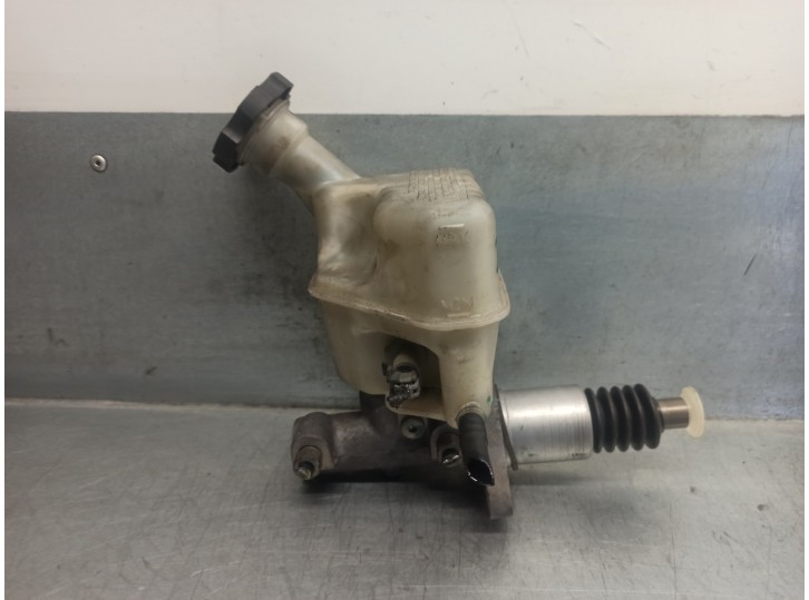 Recambio de bomba freno para chevrolet hhr 2.4 16v referencia OEM IAM 15939574 15939574 GM