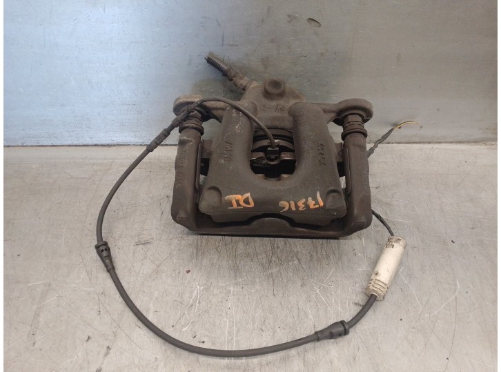 Replacement front left brake caliper for BMW 1 Series saloon (E81/E87) 2.0 turbodiesel CAT OEM IAM reference 3411677468