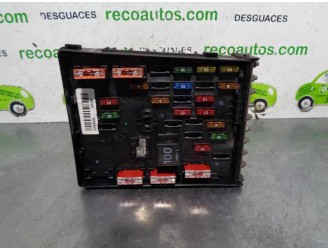 Replacement relay / fuse box for Volkswagen Passat Saloon (3C2) 2.0 TDI OEM IAM reference 3C0937125 