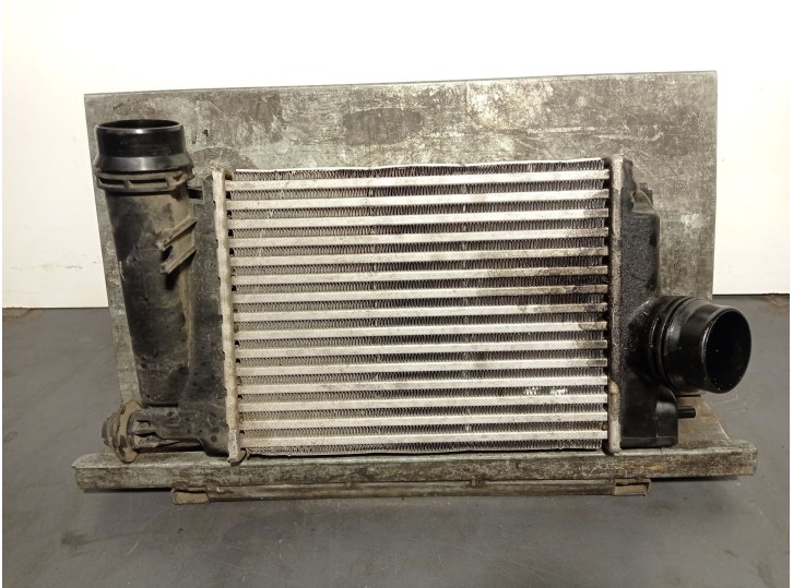 Replacement intercooler for Renault Scénic IV (J9_) 1.5 dCi 110 OEM IAM reference 144614EA1B MM117X8A VALEO
