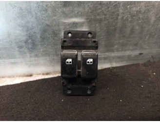 Replacement front left window switch for Hyundai i10 1.1 12V cat OEM IAM reference 935700X0004X 