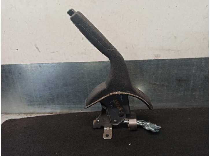 Replacement handbrake lever for Hyundai i10 1.1 12V CAT OEM IAM reference 597100X000GA 