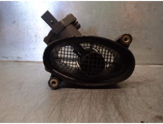 Recambio de caudalimetro para bmw serie 3 berlina (e46) 320d referencia OEM IAM 77870760 0928400468 BOSCH