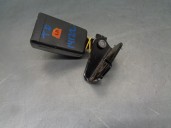 Recambio de enganche cinturon para hyundai i40 cw 1.7 crdi cat referencia OEM IAM 898403Z100RY  