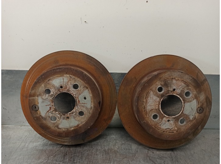 Recambio de disco freno trasero para toyota yaris (ncp1/nlp1/scp1) 1.4 d-4d expo referencia OEM IAM 424310D050 