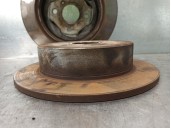 Recambio de disco freno trasero para toyota yaris (ncp1/nlp1/scp1) 1.4 d-4d expo referencia OEM IAM 424310D050 