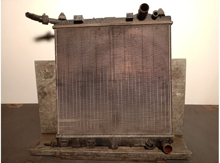 Recambio de radiador agua para citroën c2 (jm_) 1.4 referencia OEM IAM 9680239580 868567NK VALEO