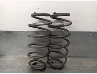 Recambio de muelle amortiguacion para toyota yaris (ncp1/nlp1/scp1) 1.4 d-4d expo referencia OEM IAM 4813152650  