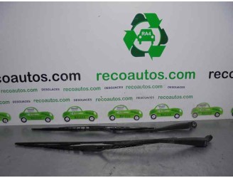 Replacement front right wiper arm for Volkswagen Sharan (7M8) 1.9 TDI OEM IAM reference 7M0955409B 7M1955409A 