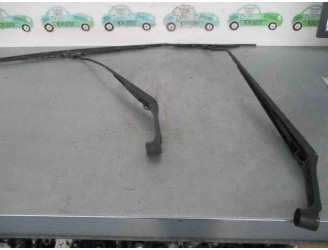 Recambio de brazo limpia delantero derecho para mitsubishi colt berlina 5 (z30a) 1.5 di-d cat referencia OEM IAM 