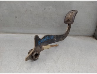Recambio de pedal embrague para renault r-4 f6a furgoneta referencia OEM IAM 7700507462  