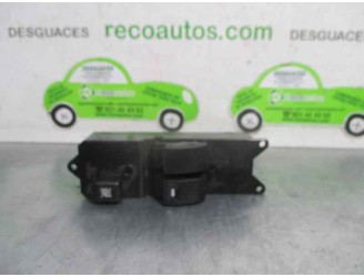 Replacement front left window lift switch for Mitsubishi Colt Berlina 5 (Z30A) 1.5 Di-D CAT OEM IAM reference MR587477 
