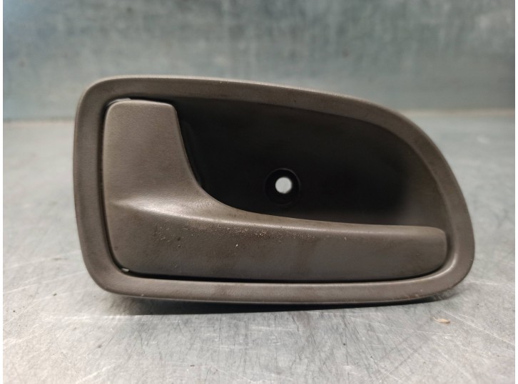Recambio de maneta interior trasera izquierda para kia rio 1.3 cat referencia OEM IAM 83610FD000  4 PUERTAS