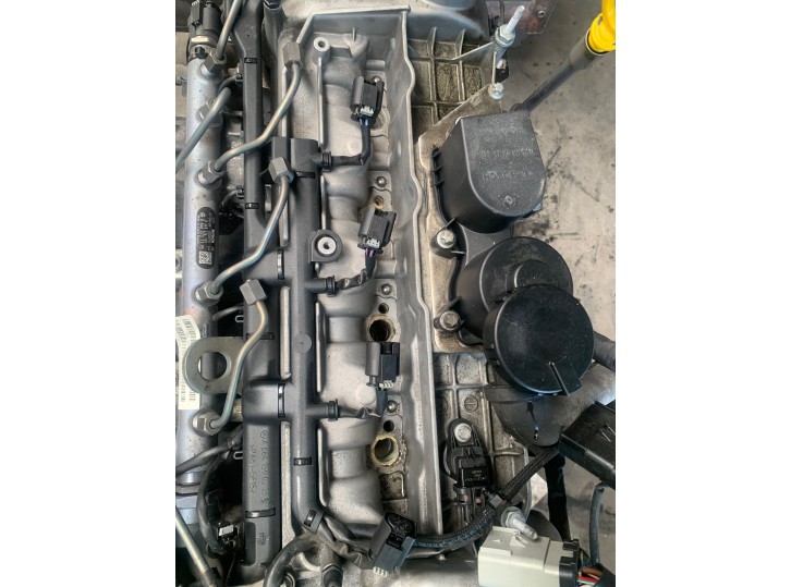 Replacement complete engine for Chrysler PT Cruiser (PT) 2.2 CRD CAT OEM IAM reference 664912 0054862 5047617AD