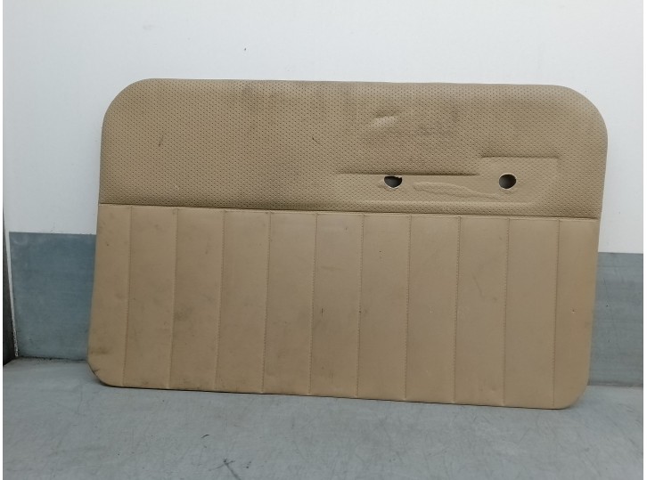 Recambio de guarnecido puerta delantera derecha para renault r-4 f6a furgoneta referencia OEM IAM 7700714455  3 PUERTAS