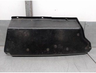 Recambio de molduras delanteras para renault r-4 f6a furgoneta referencia OEM IAM 7700623250  