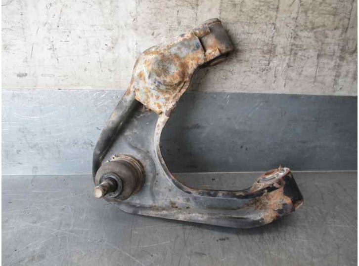 Recambio de brazo suspension superior delantero derecho para nissan pick-up (d22) 2.5 diesel referencia OEM IAM 545242S485 